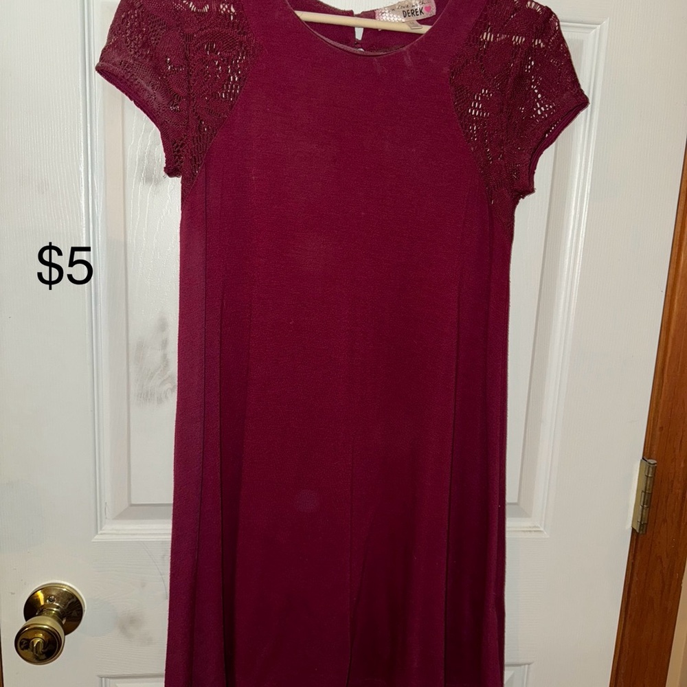 Elegant Burgundy Lace Sleeve Blouse